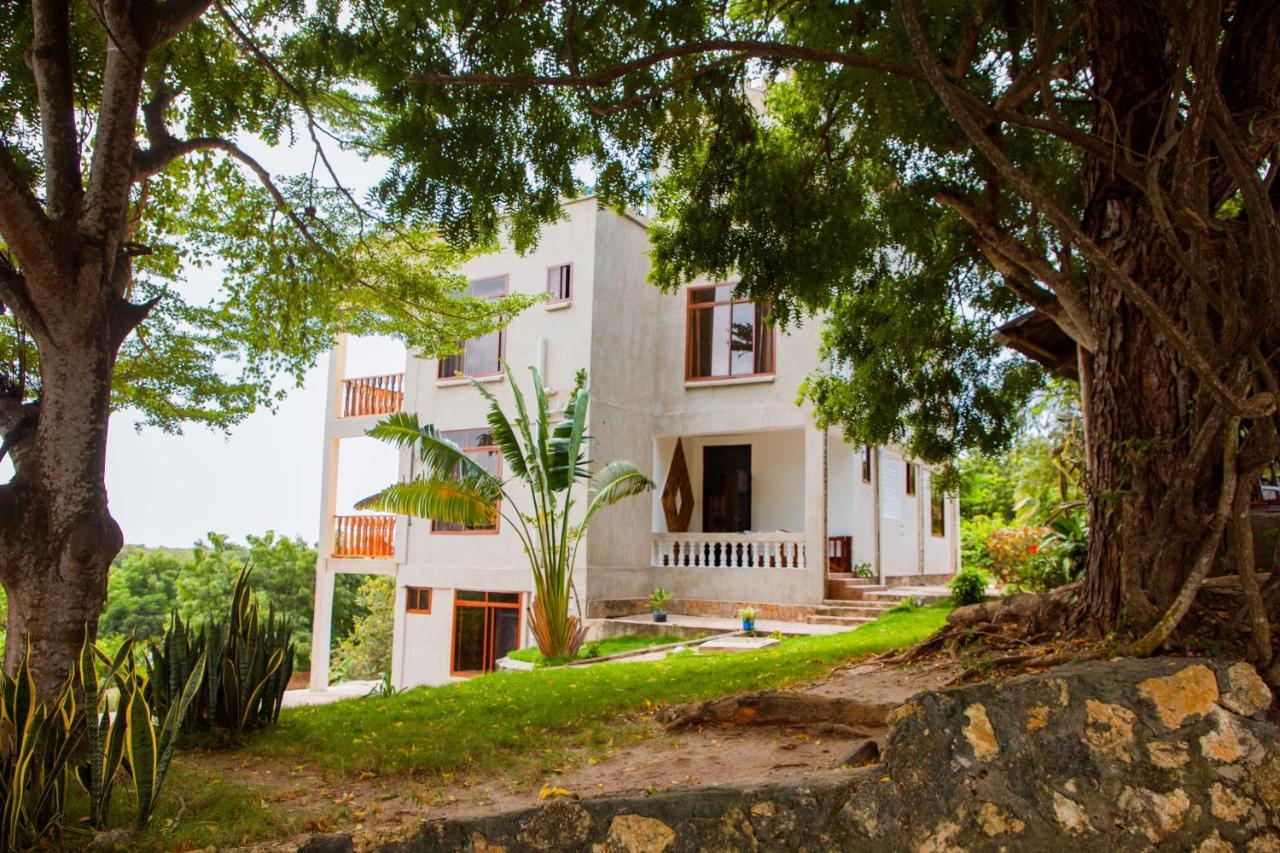 Mikoko Beach & Cottages Bagamoyo Bagian luar foto