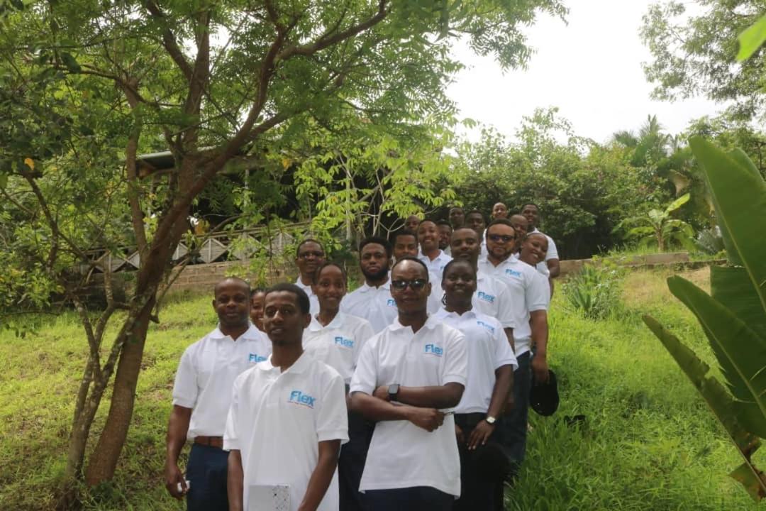 Mikoko Beach & Cottages Bagamoyo Bagian luar foto